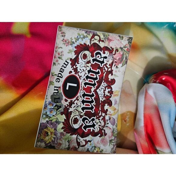 Amma Design, watercolor print top. Size L. - Picture 5 of 7